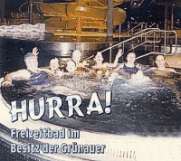 Schwimmhalle eingeweiht Cover