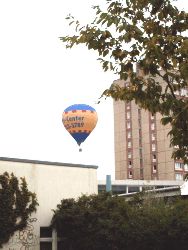 Beinahe das Hochhaus gerammt... Bild