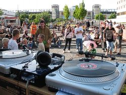DJ Shema Bild